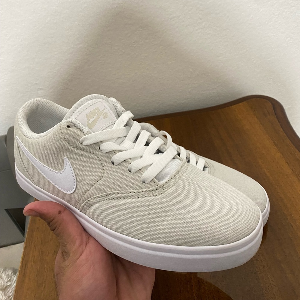 Nike Men's Cream Pants